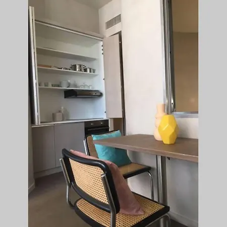 New 2 Bedrooms Apartment With Ac In Duomo Designed By Caccia Milano